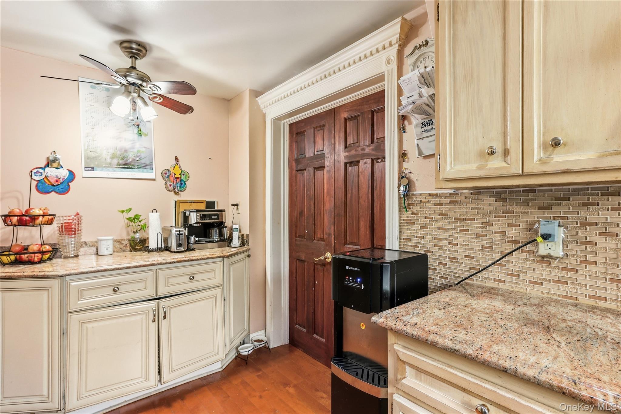 8339 252nd Street Property Photo 10