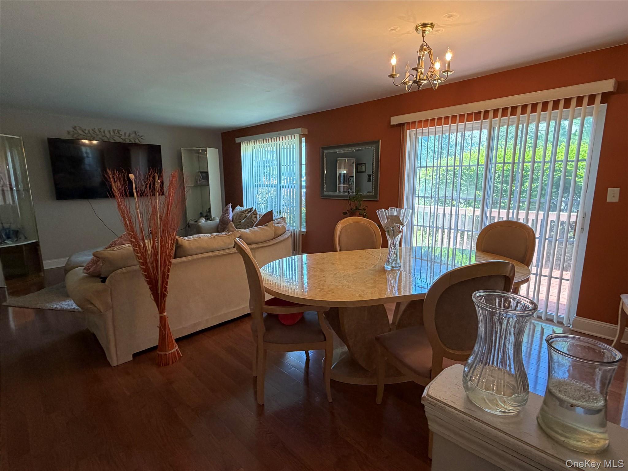 9 Jordan Lane Property Photo 10