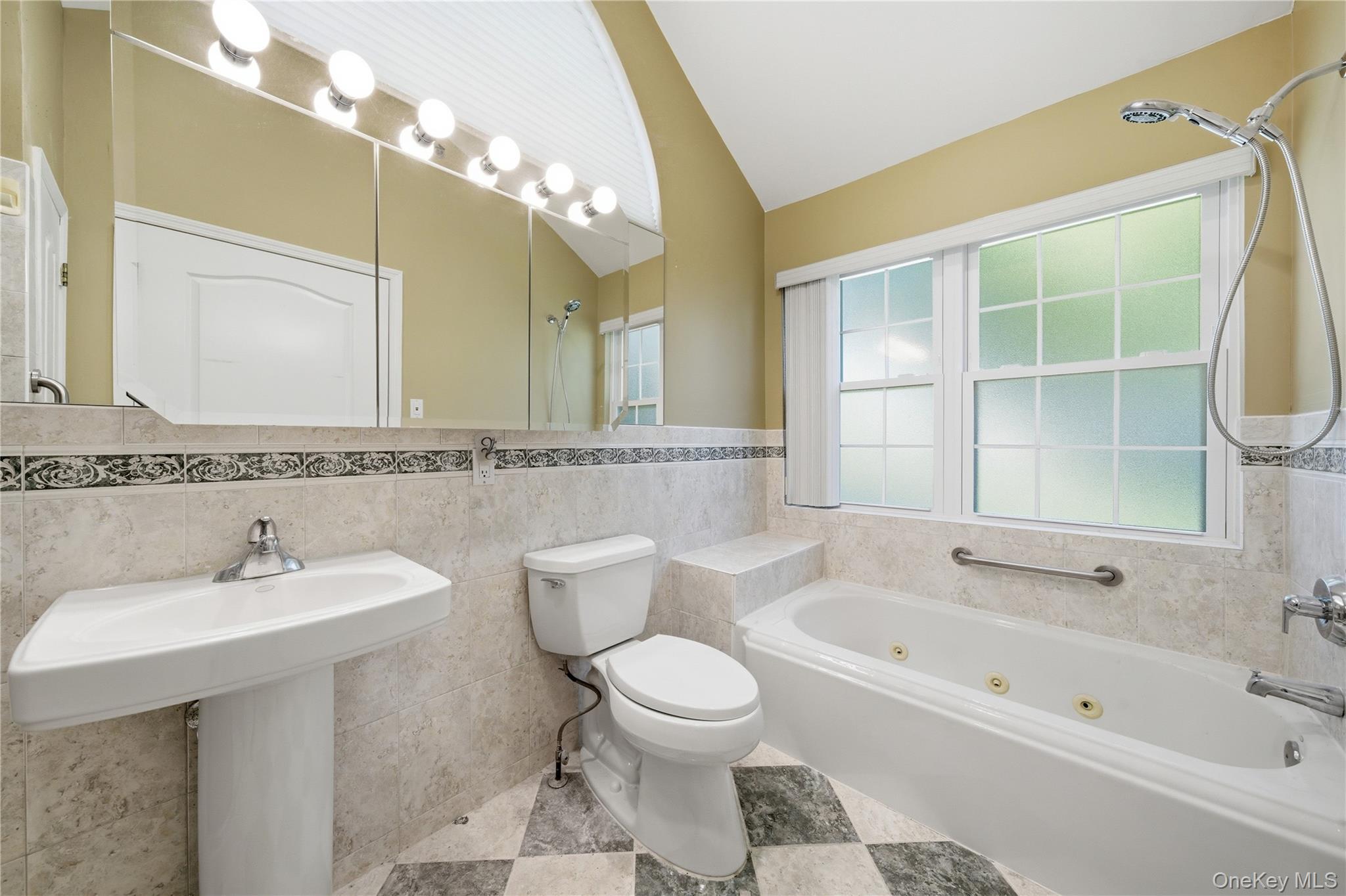 2508 Nicole Drive Property Photo 15