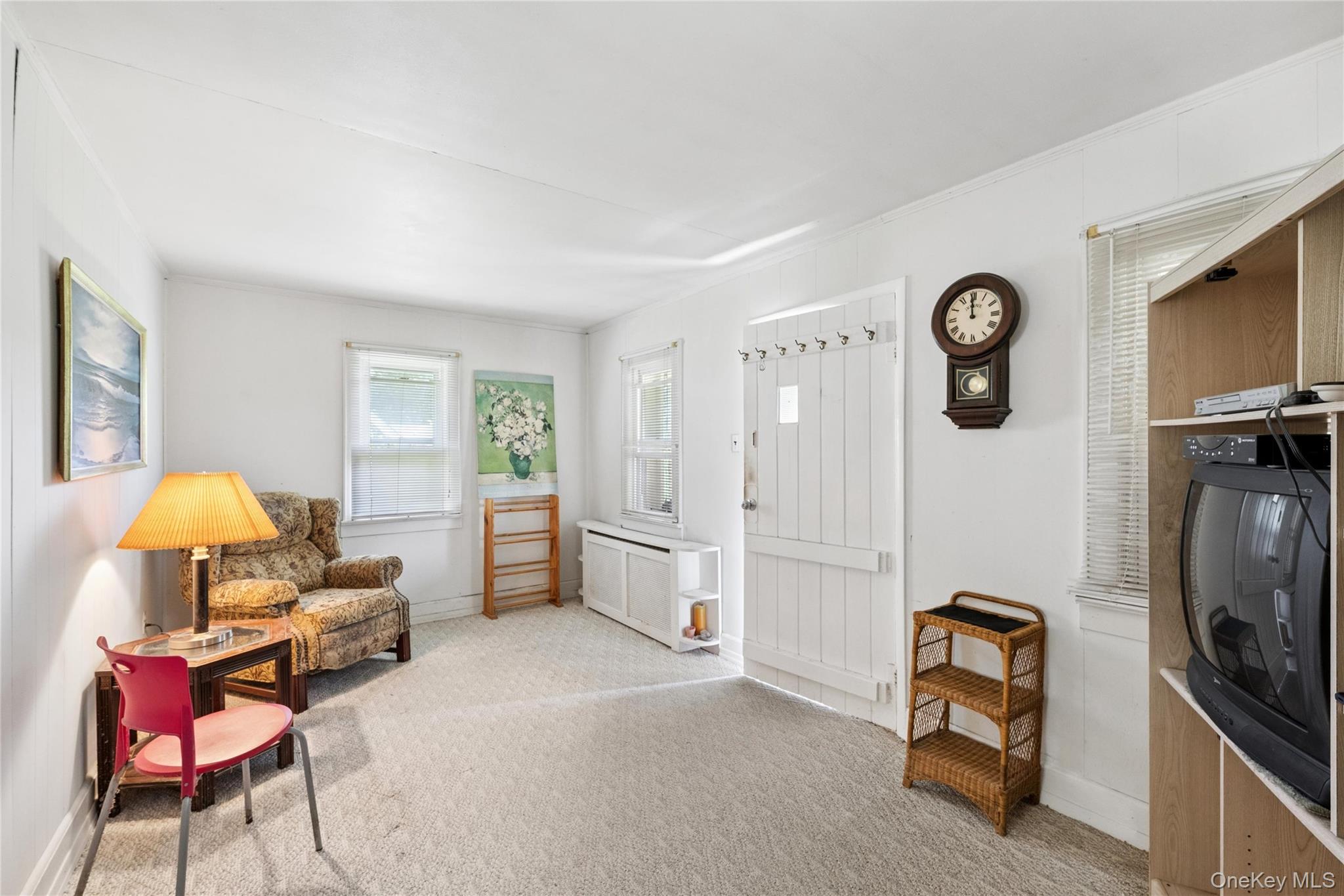 60 Kenneth Avenue Property Photo 5