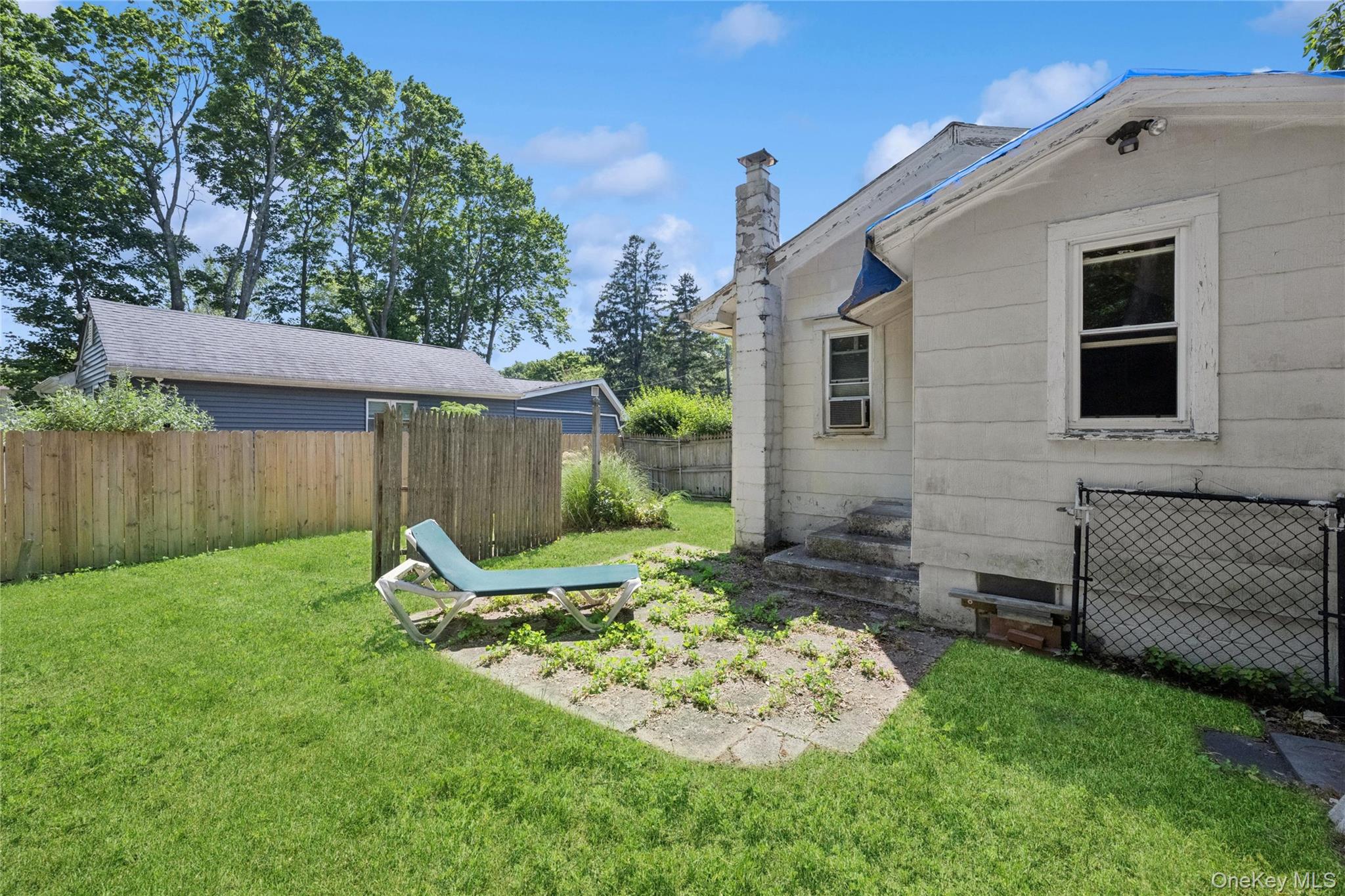 60 Kenneth Avenue Property Photo 12