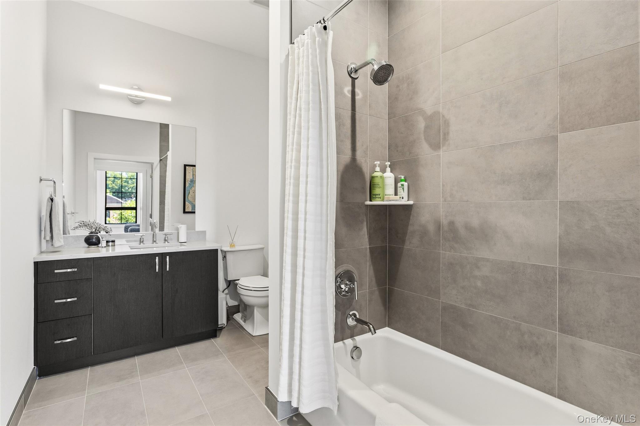 100 Legend Drive 206 Property Photo 15