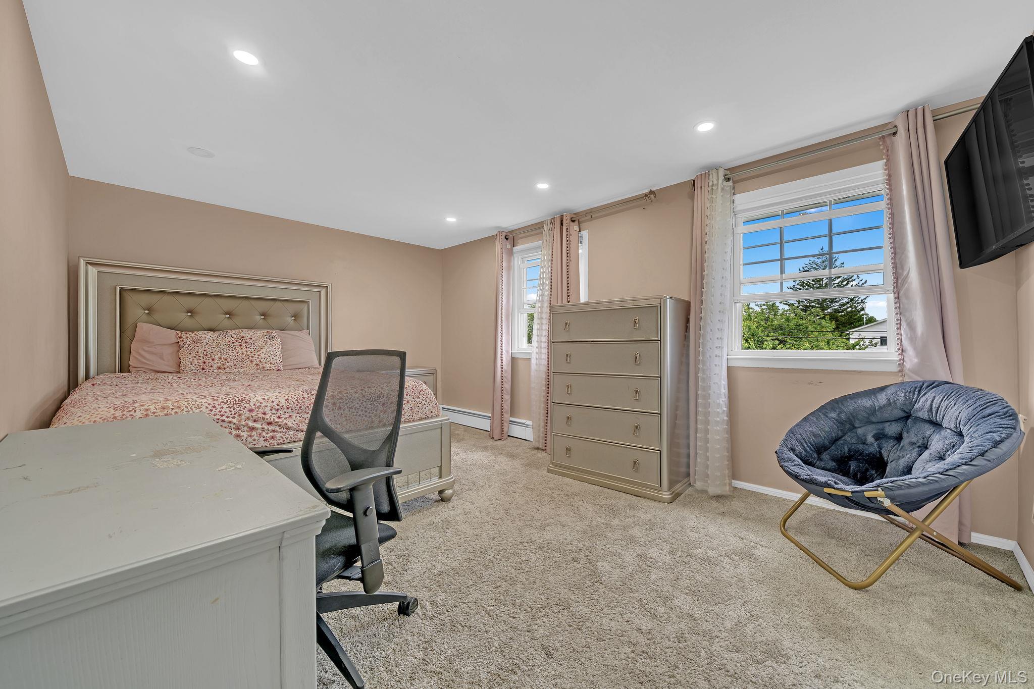9 Nassau Avenue Property Photo 6