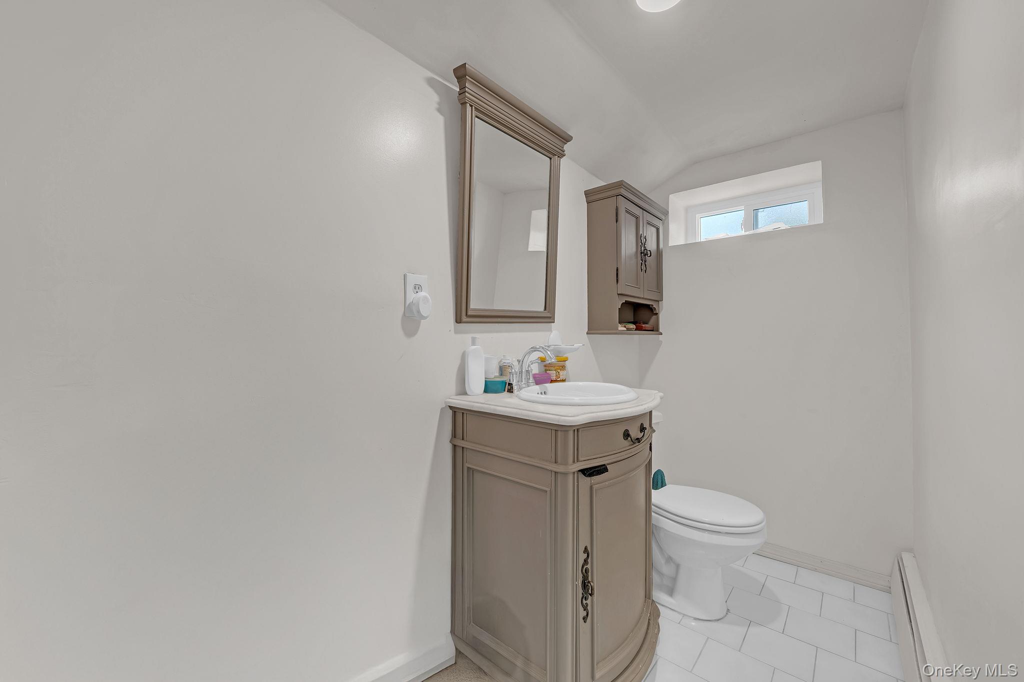 9 Nassau Avenue Property Photo 25