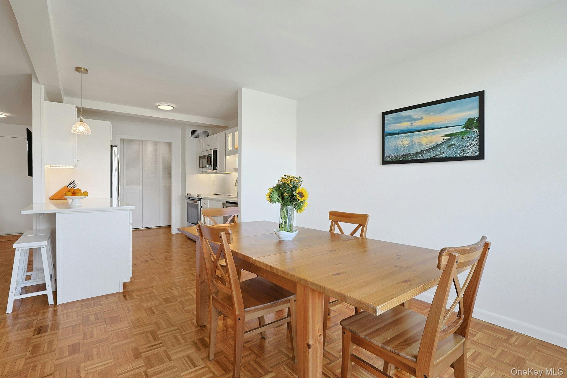 12 Old Mamaroneck Road 7f Property Photo 8