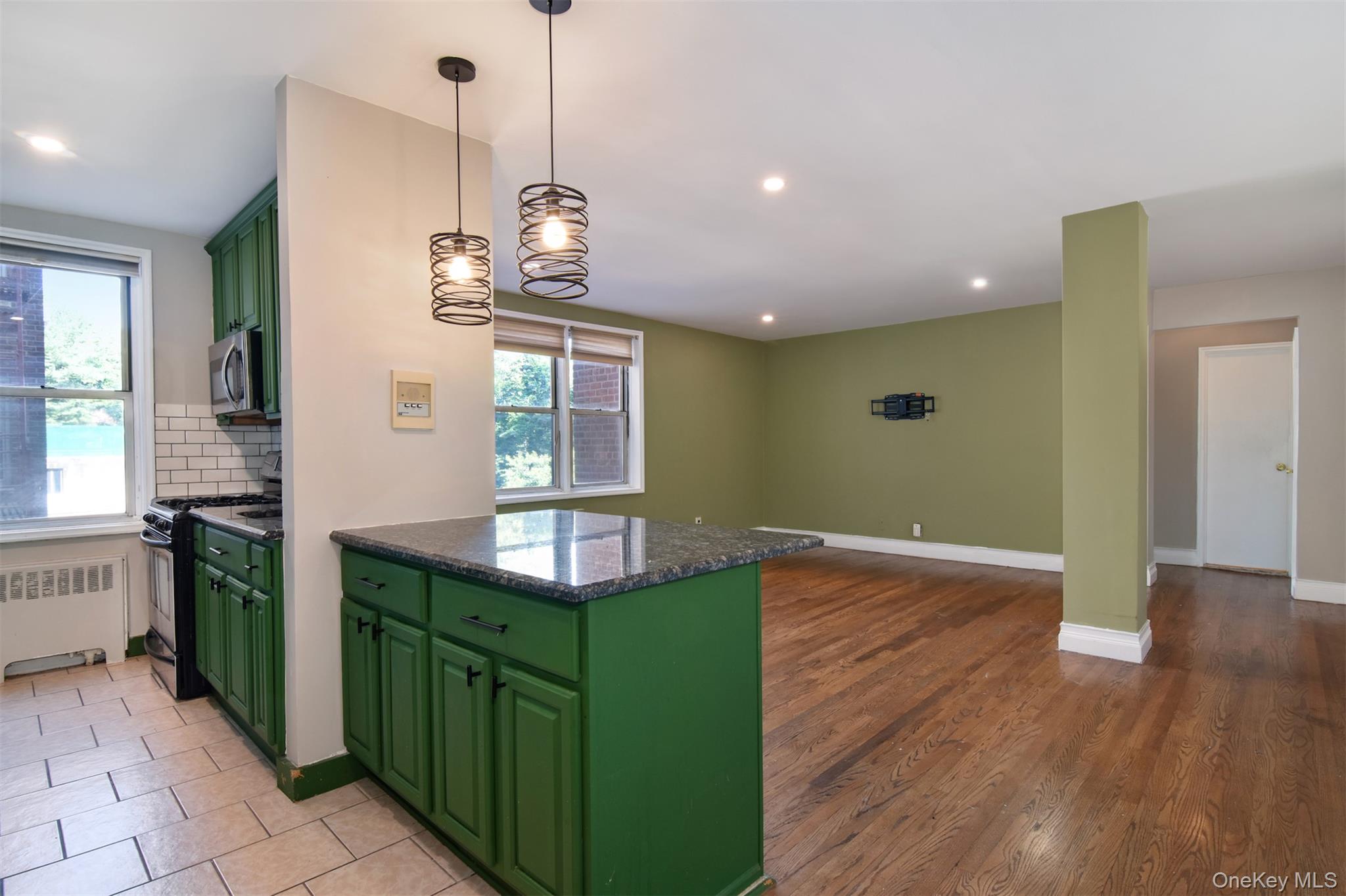 1111 Midland Avenue 2C Property Photo 1