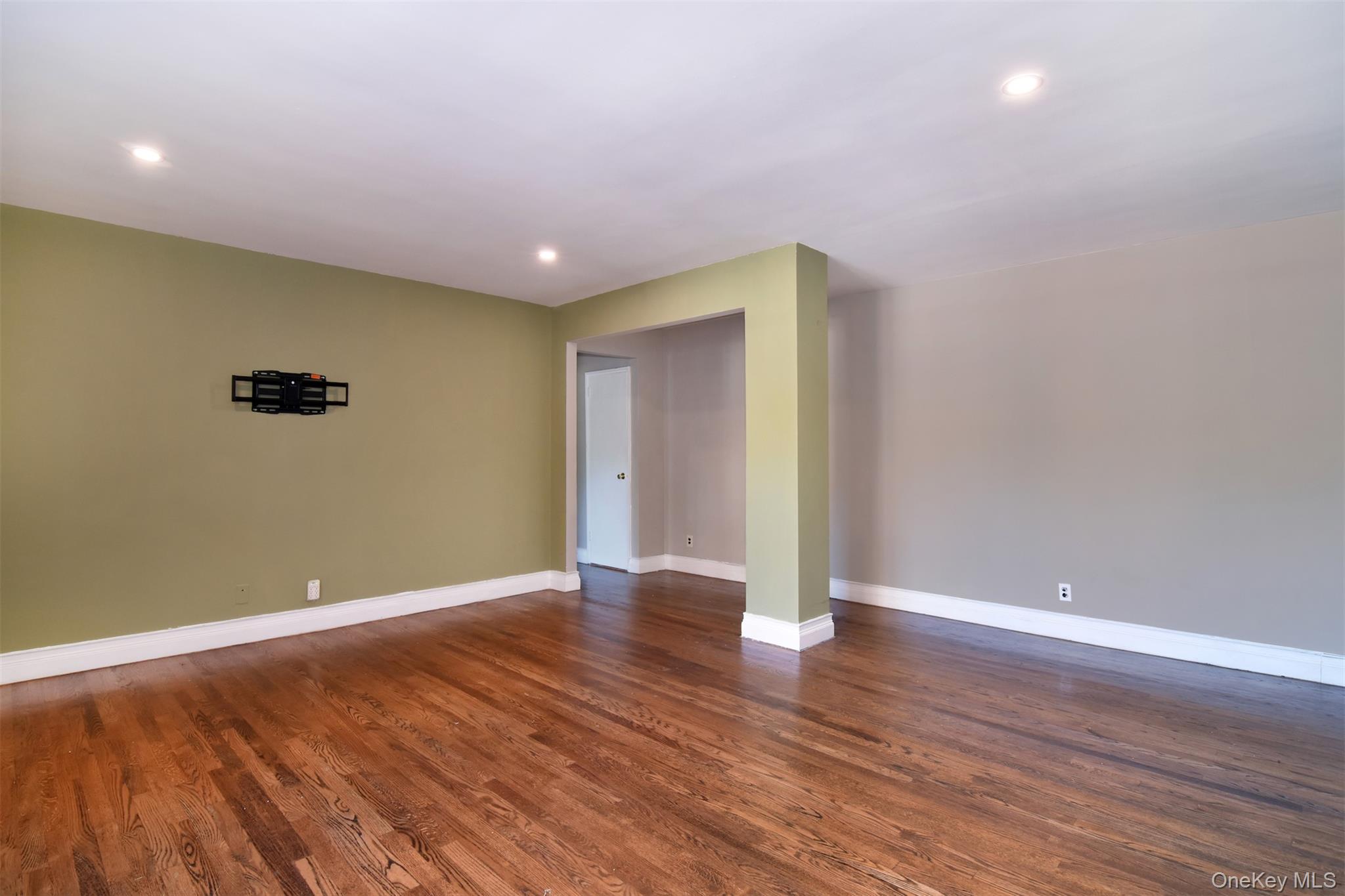 1111 Midland Avenue 2c Property Photo 3