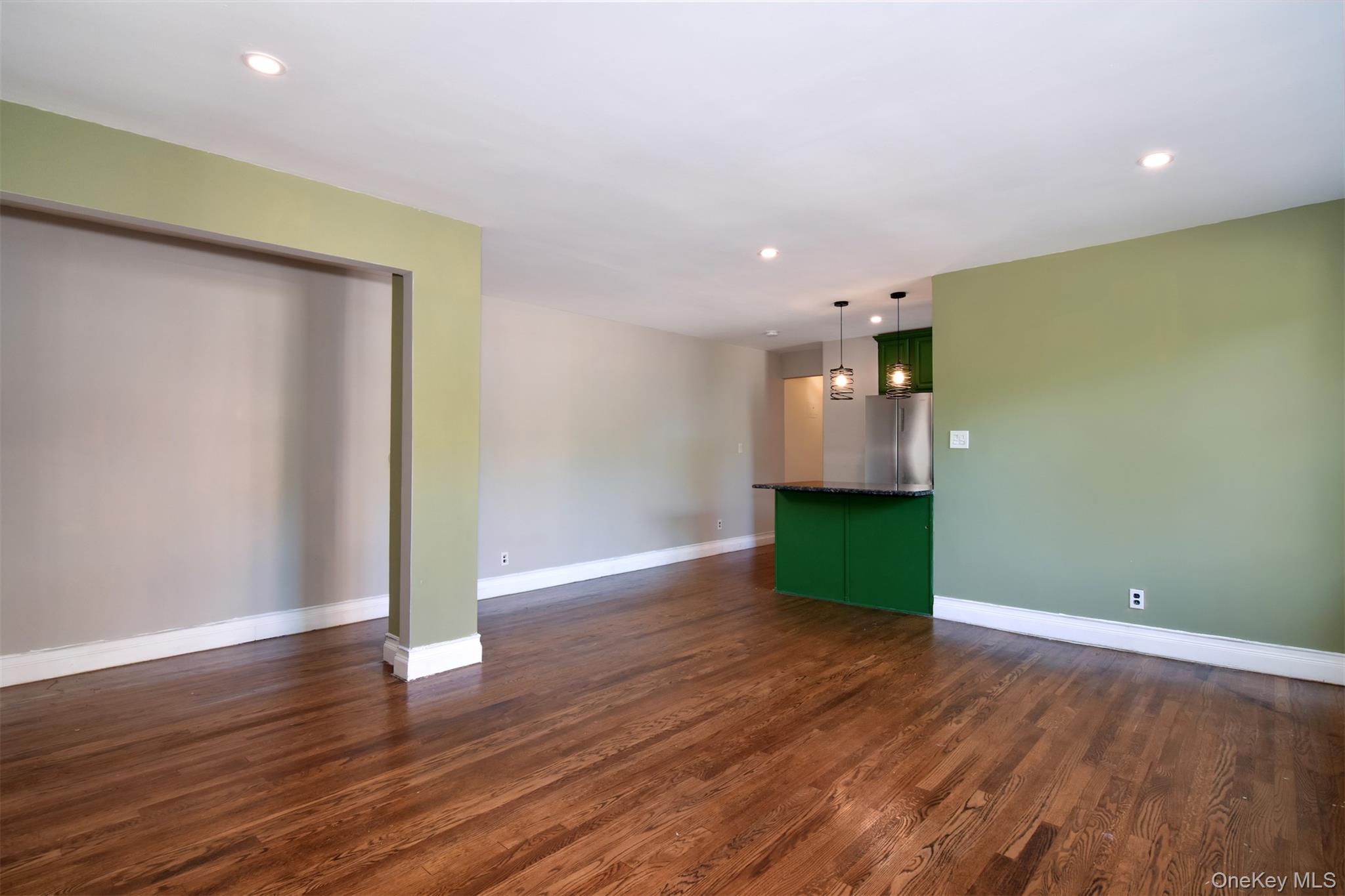 1111 Midland Avenue 2c Property Photo 4