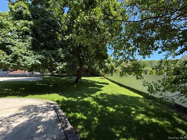467 Hempstead Avenue Property Photo 23