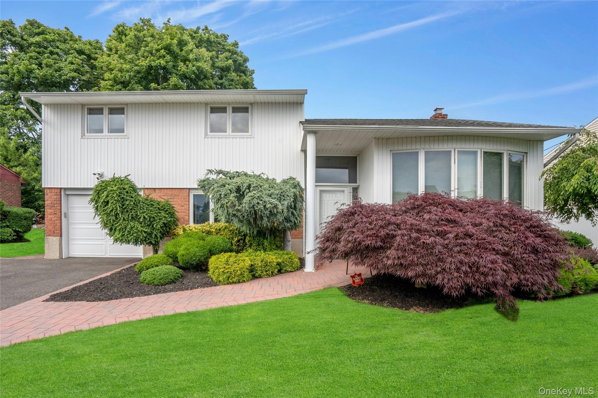 27 Coronet Lane Property Photo 1
