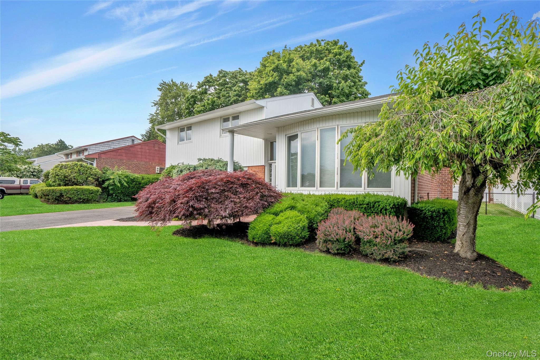 27 Coronet Lane Property Photo 2