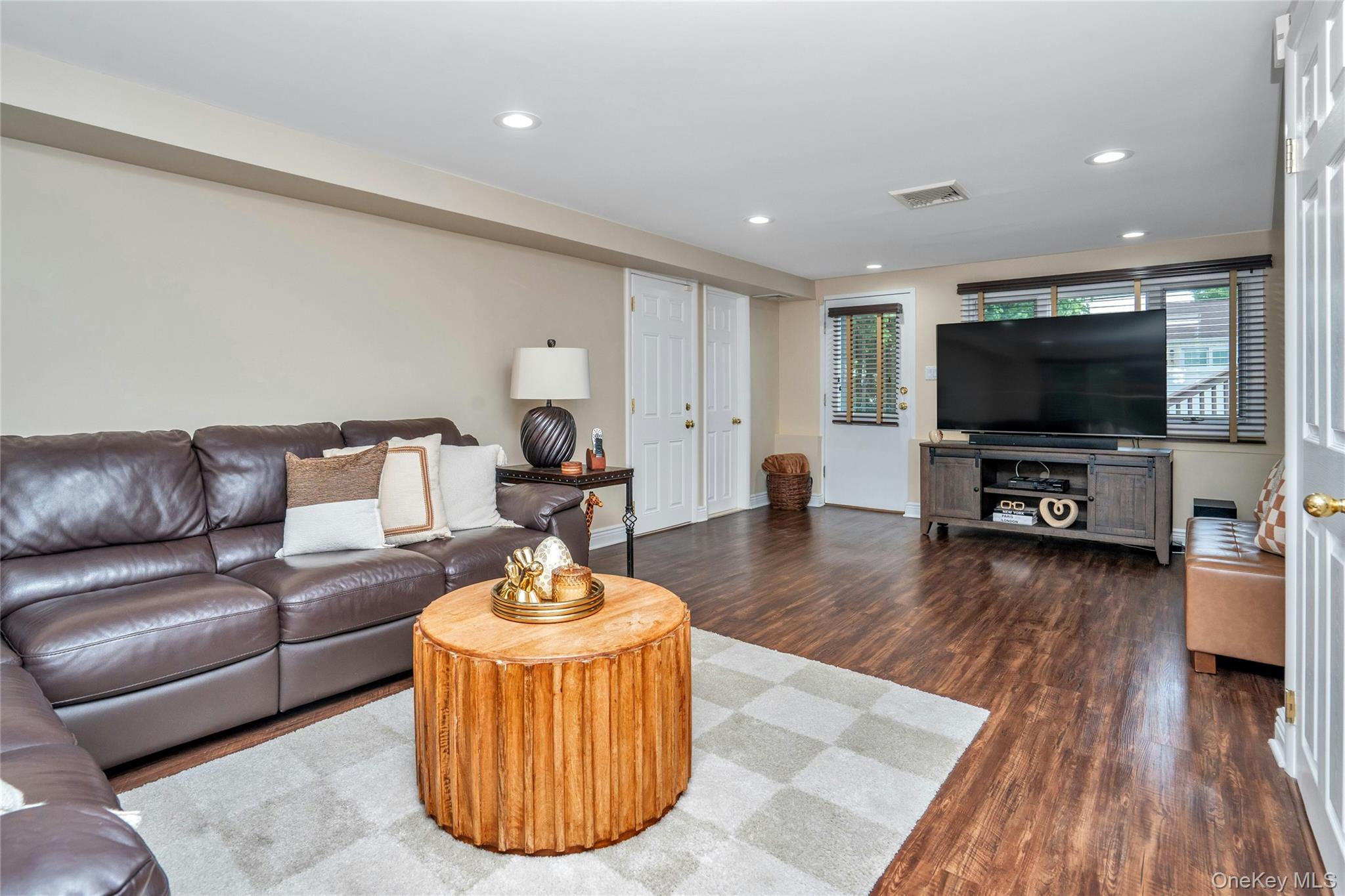 27 Coronet Lane Property Photo 14