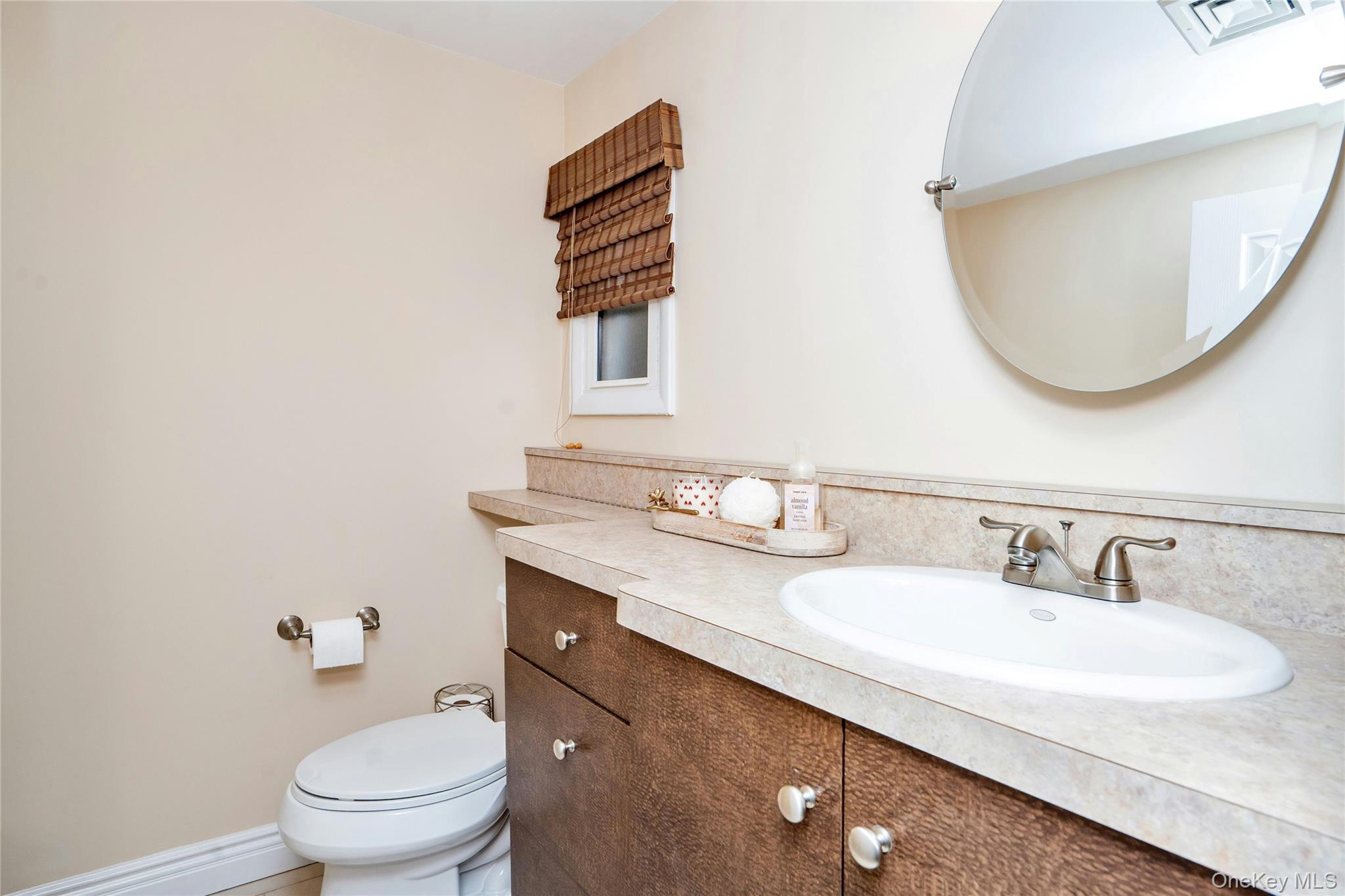 27 Coronet Lane Property Photo 23