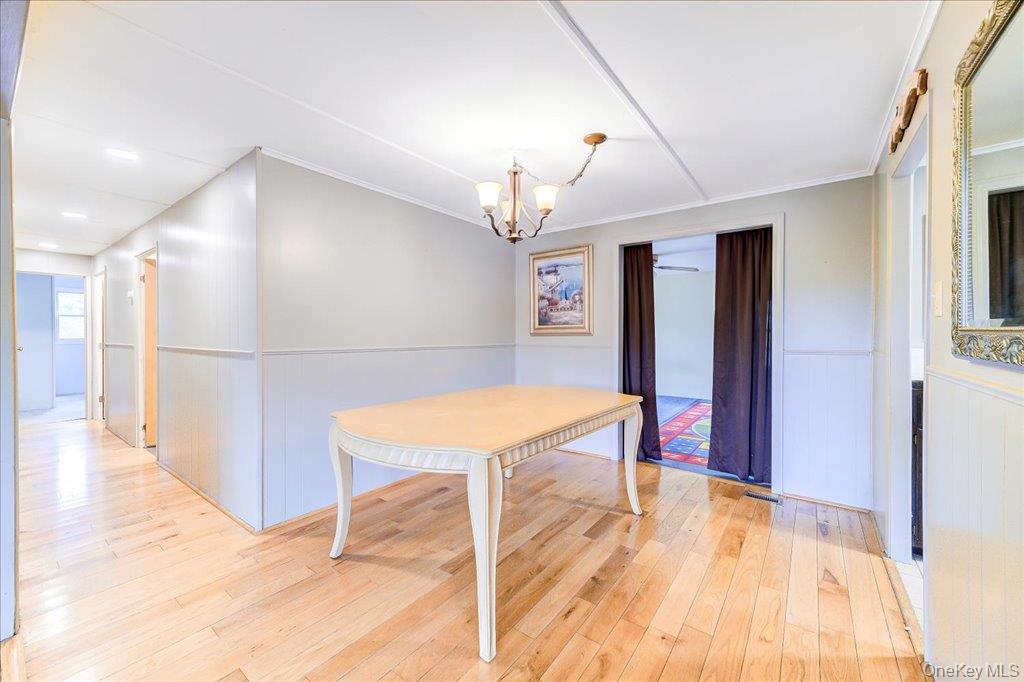 99 Moore Street Property Photo 13
