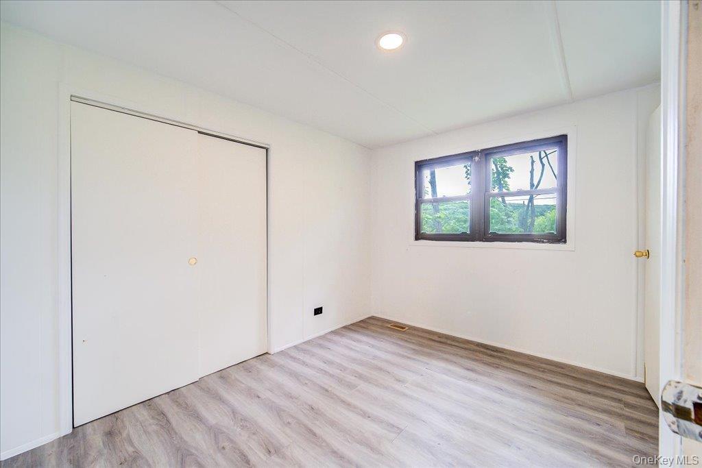 99 Moore Street Property Photo 32