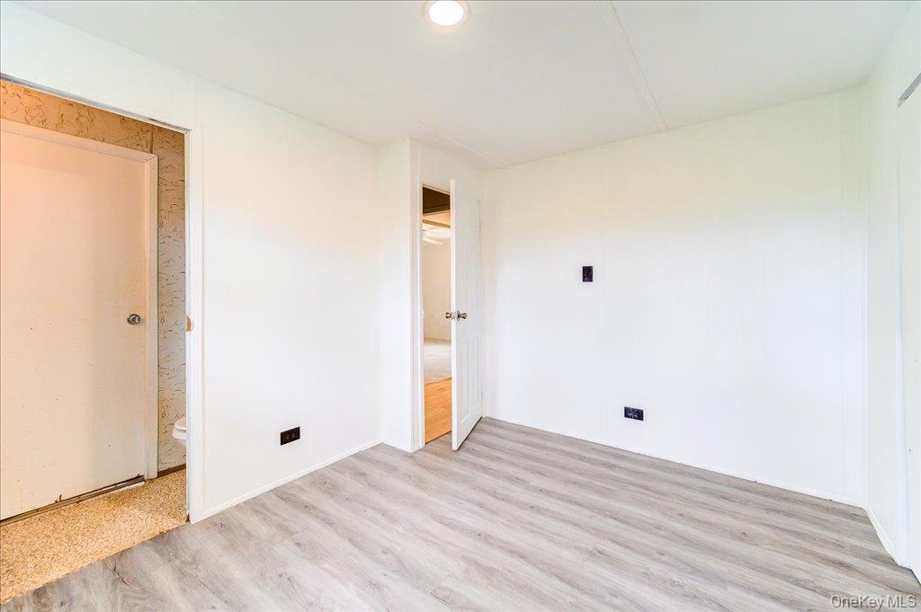 99 Moore Street Property Photo 34