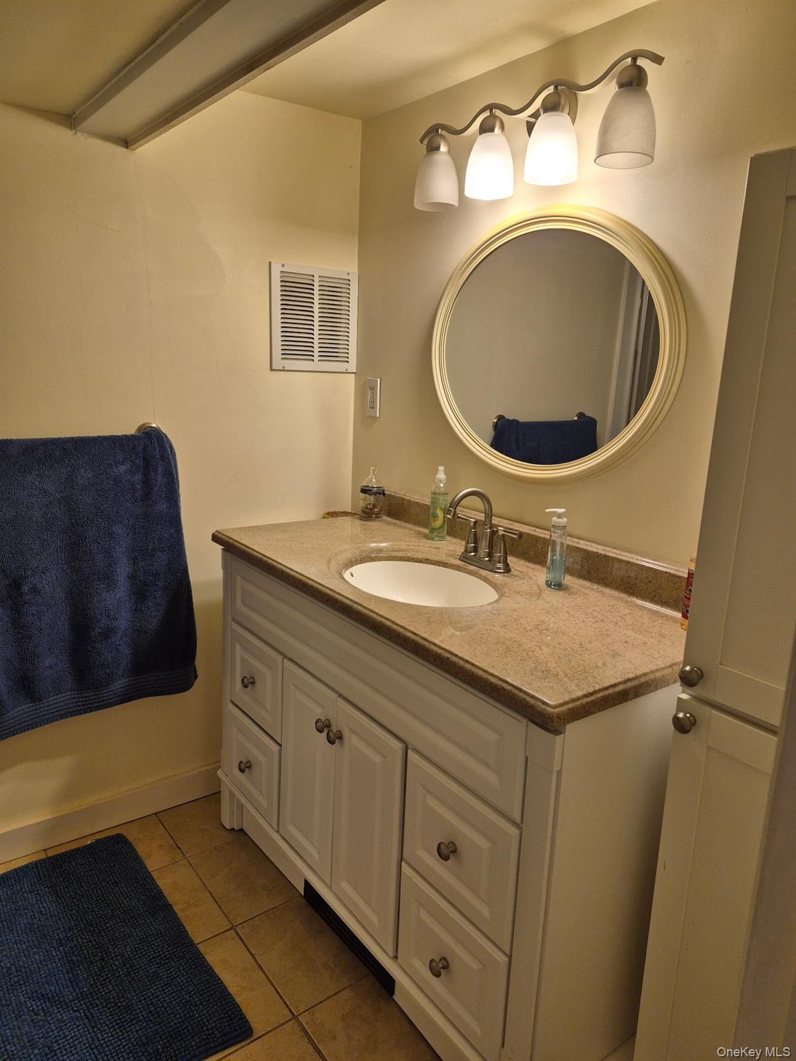 123 Barclay Road Property Photo 12
