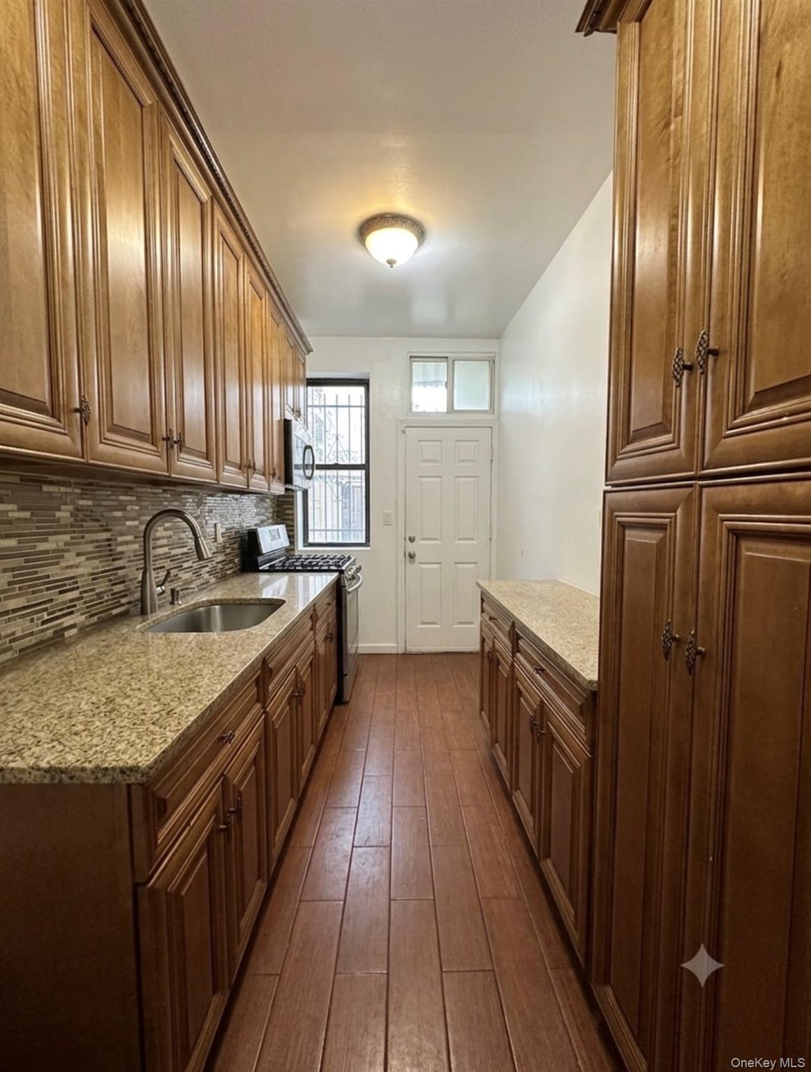 234 Dahill Road Property Photo 6