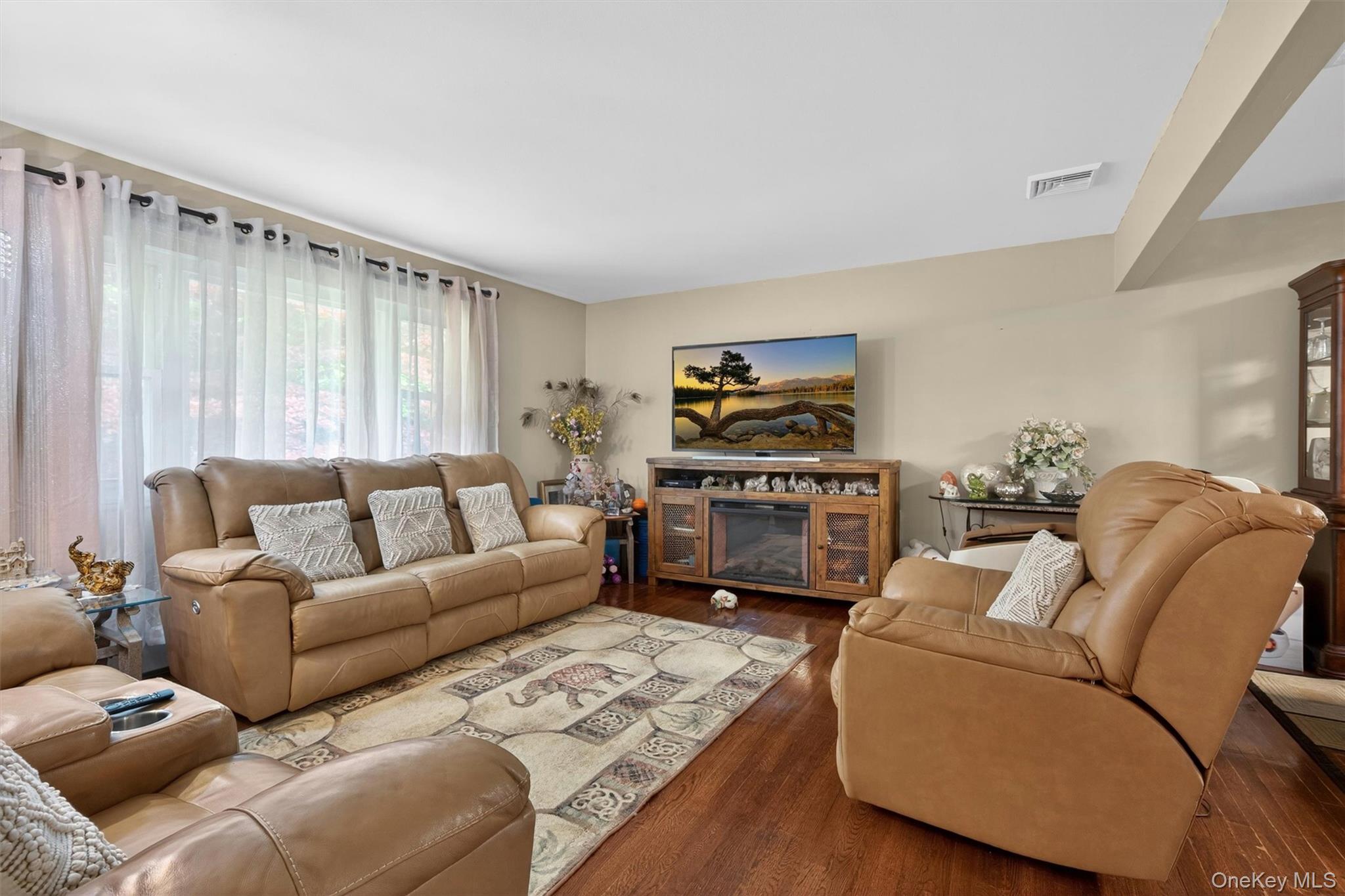 18 Helms Hill Road Property Photo 8