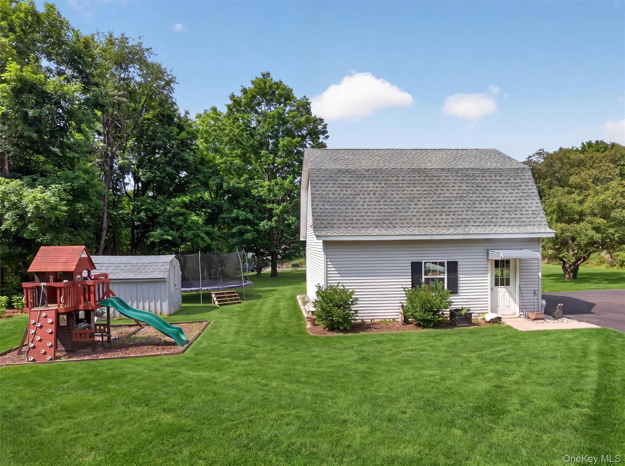 18 Helms Hill Road Property Photo 37