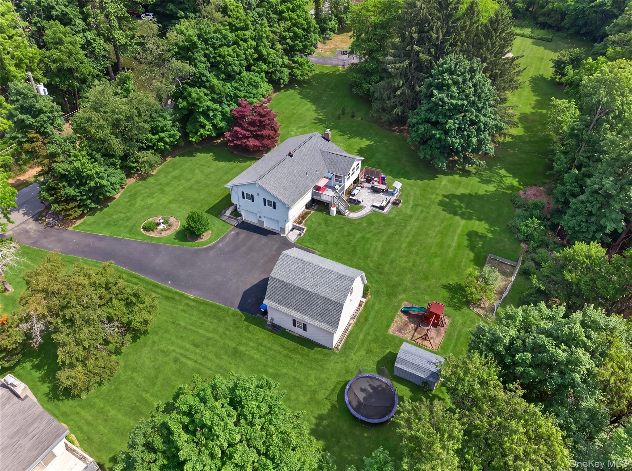 18 Helms Hill Road Property Photo 42