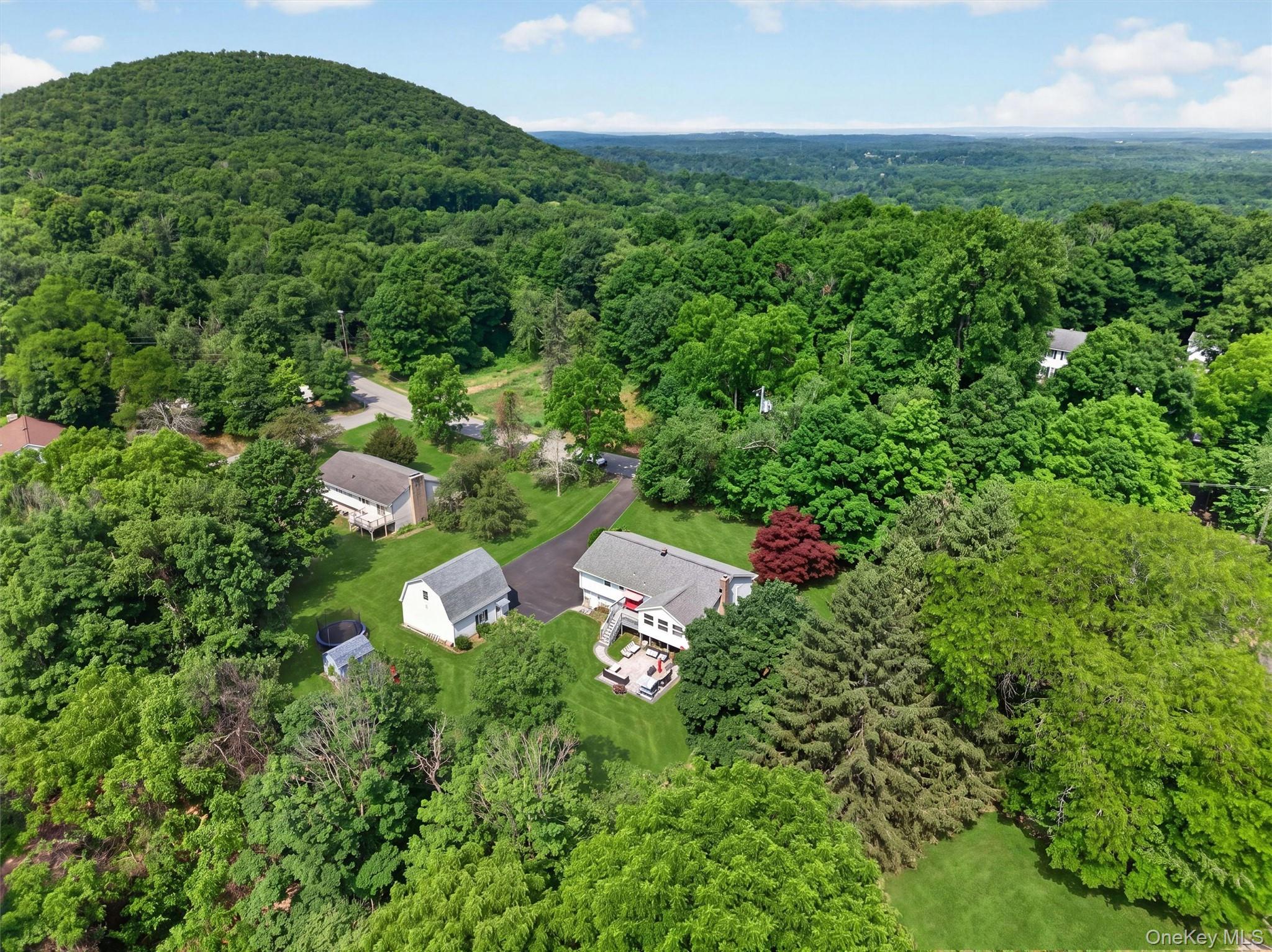 18 Helms Hill Road Property Photo 47