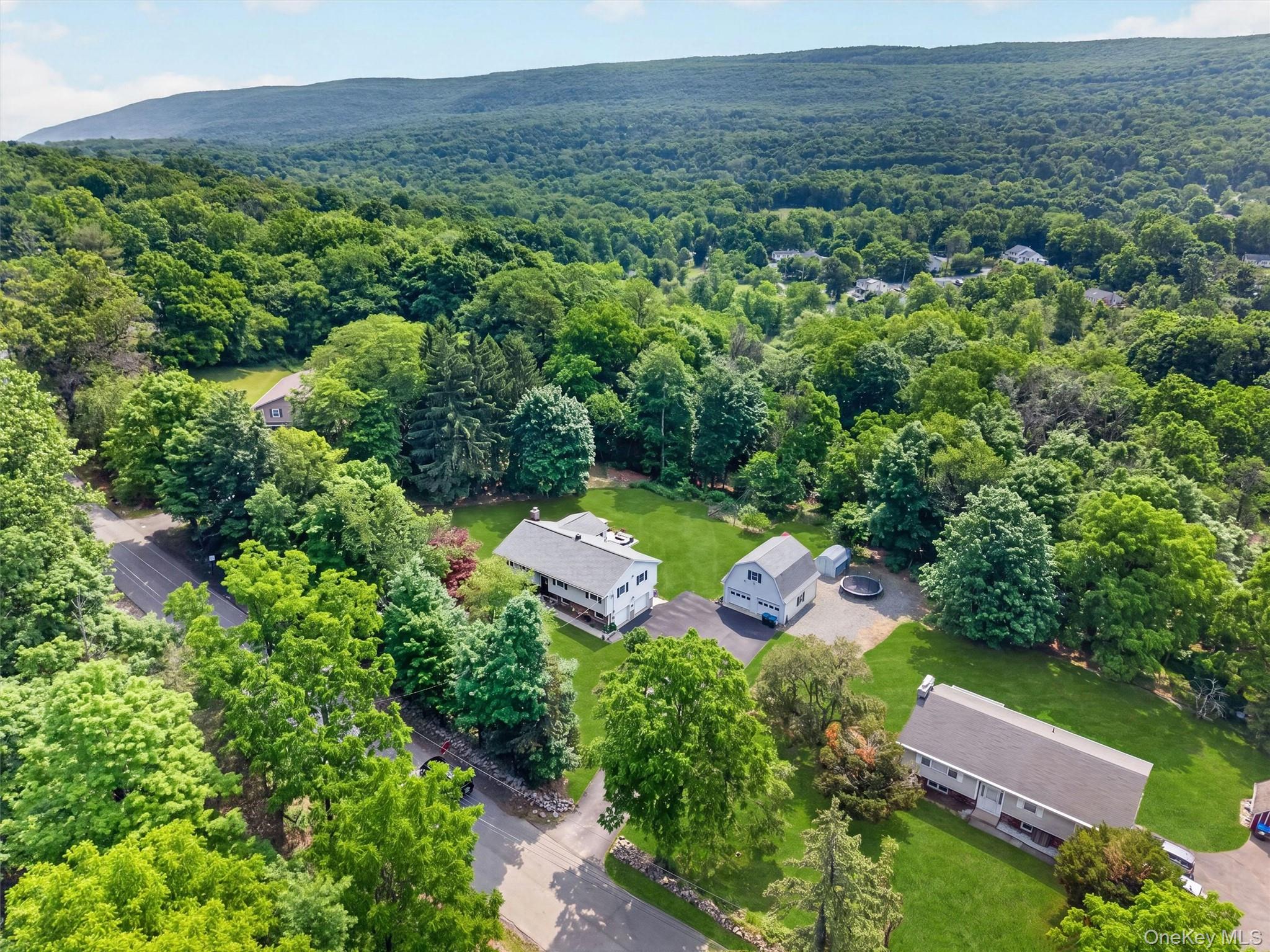 18 Helms Hill Road Property Photo 48