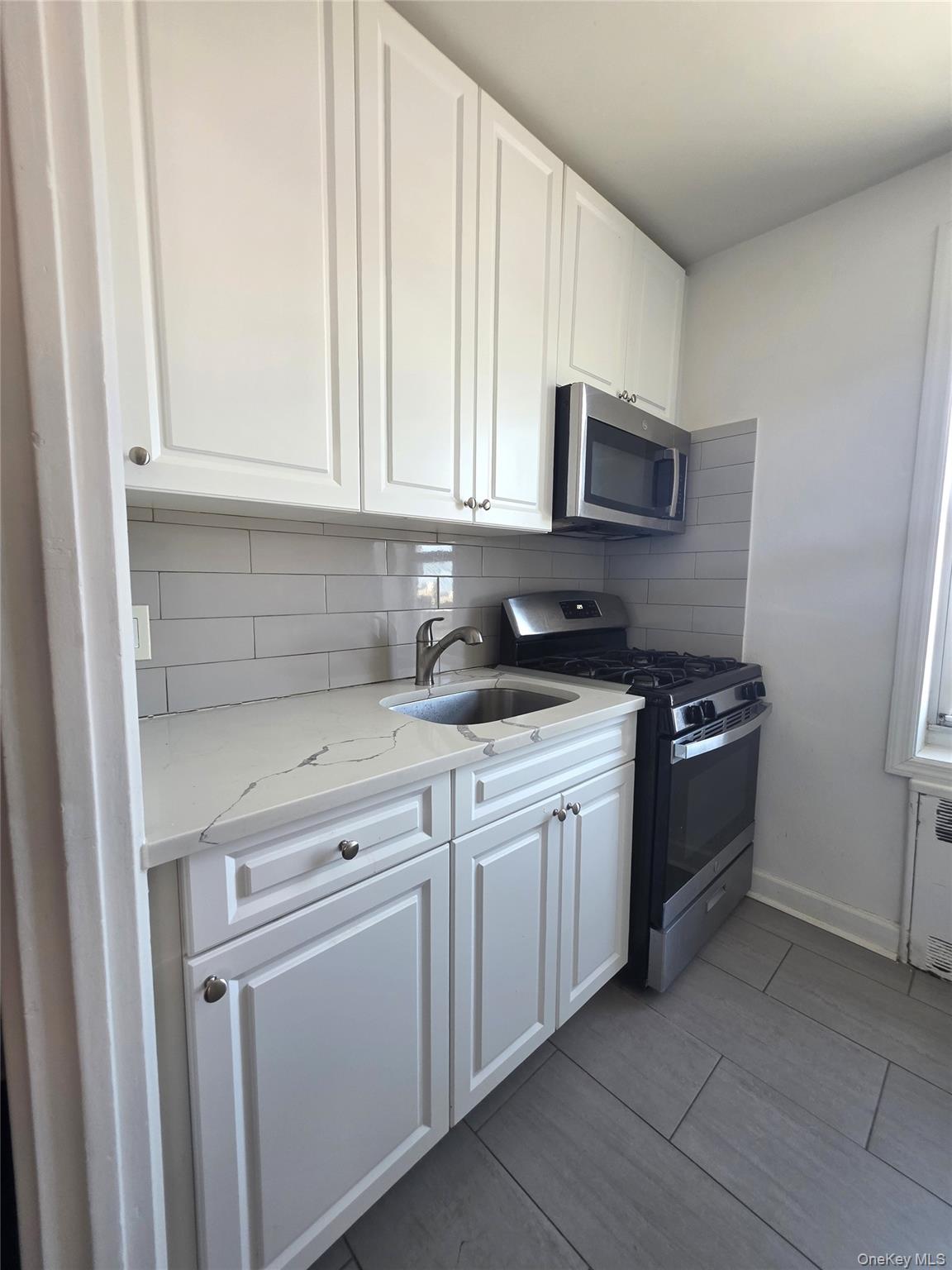 33-15 81st Street 5d Property Photo 4