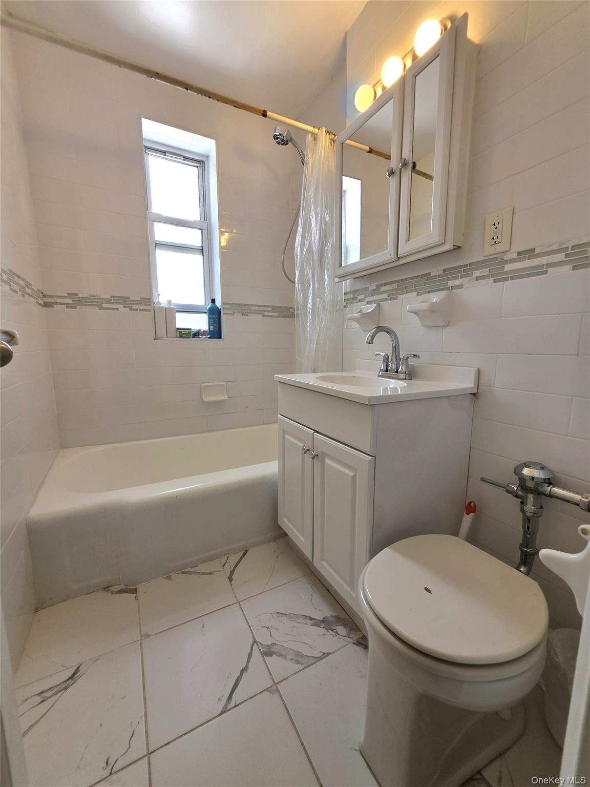 33-15 81st Street 5d Property Photo 9