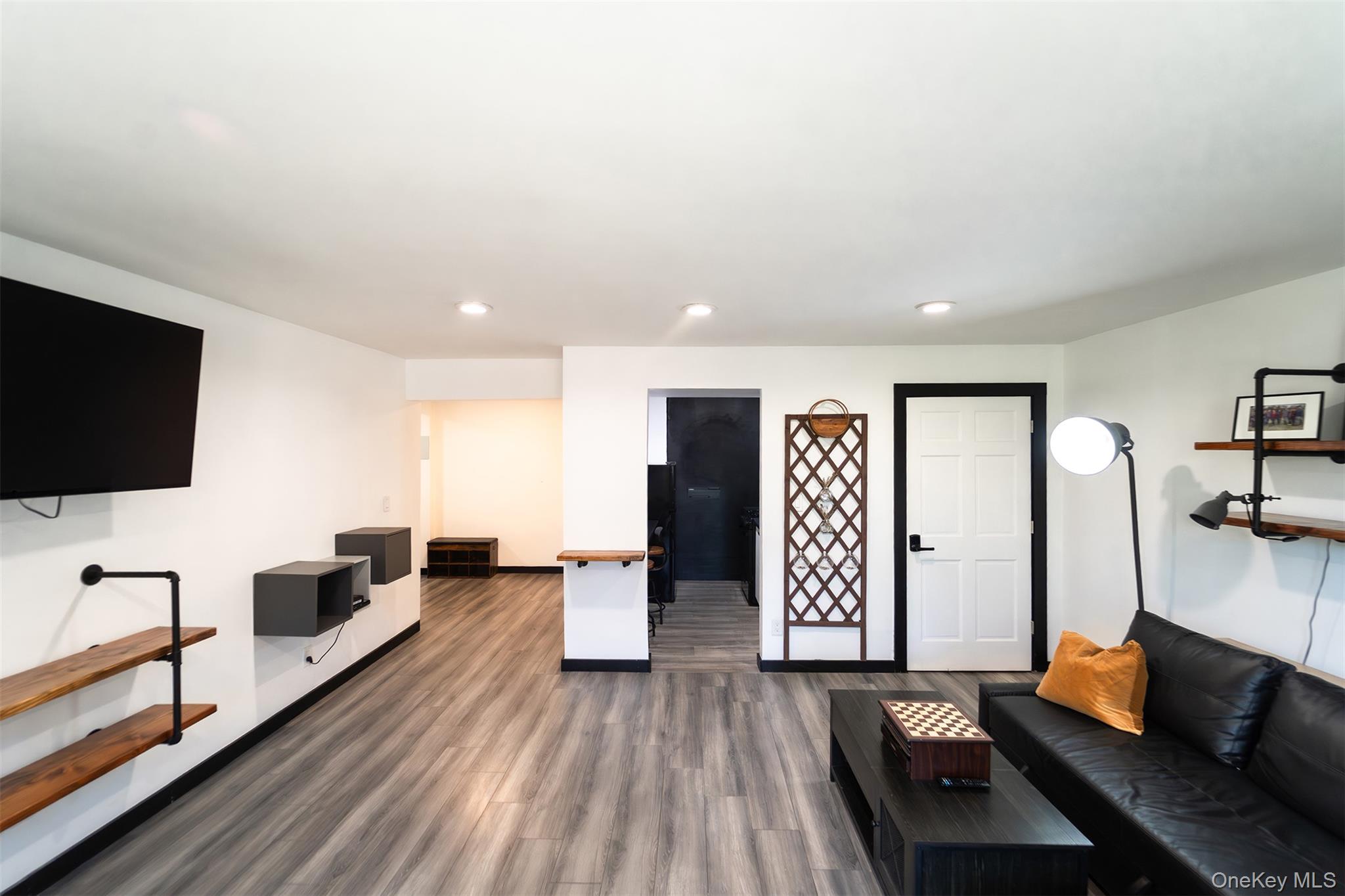 88-29 155th Avenue 3F Property Photo 1