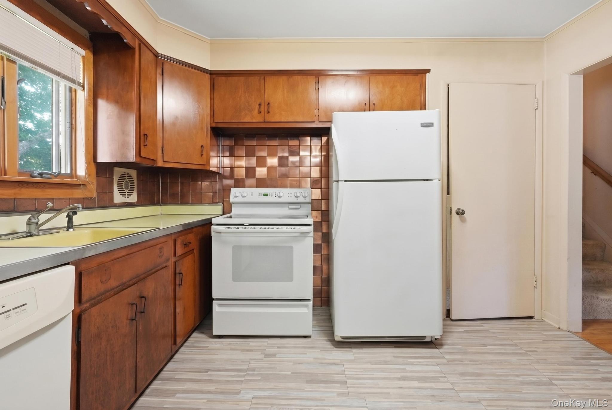 3547 Northview Avenue Property Photo 9