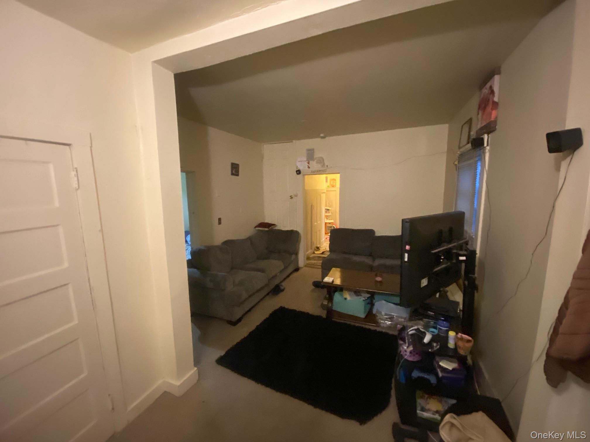 7 Sweezy Avenue Property Photo 3