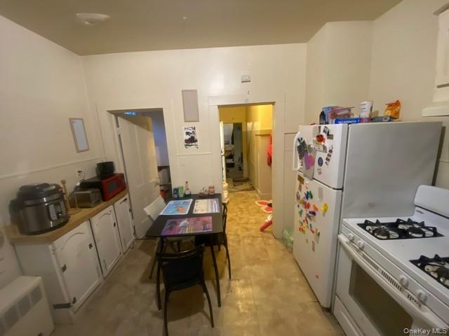 7 Sweezy Avenue Property Photo 5