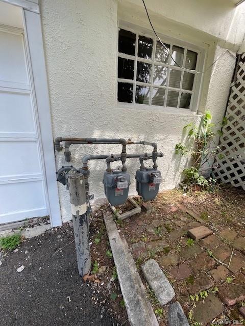 7 Sweezy Avenue Property Photo 26