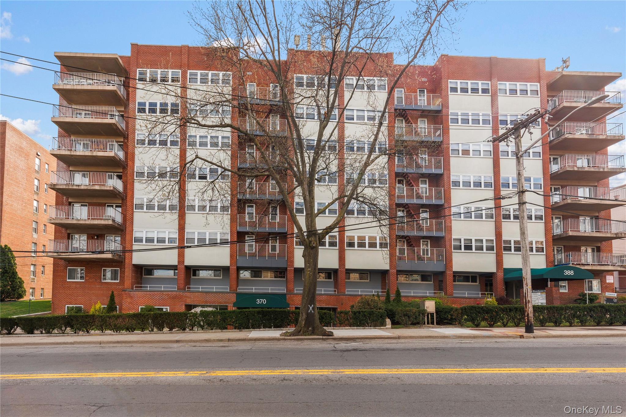 370 Westchester Avenue 4A Property Photo 1