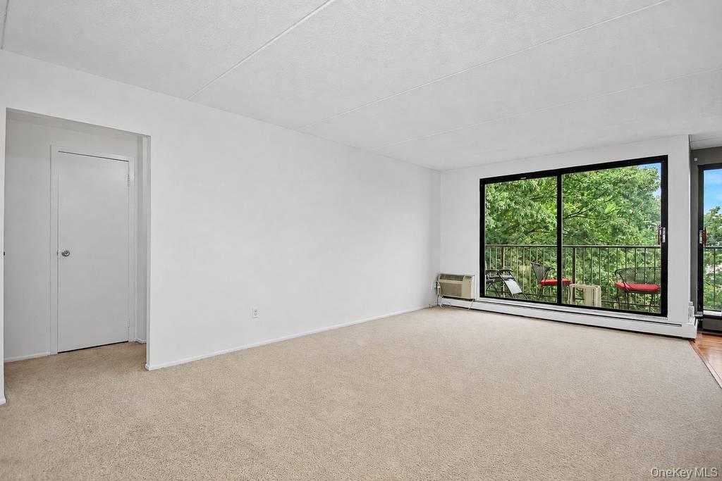 150 Overlook 5f Property Photo 4