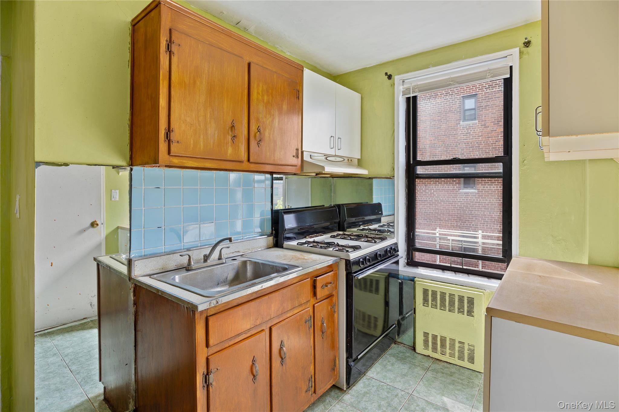 65-15 38th Avenue 5k Property Photo 9