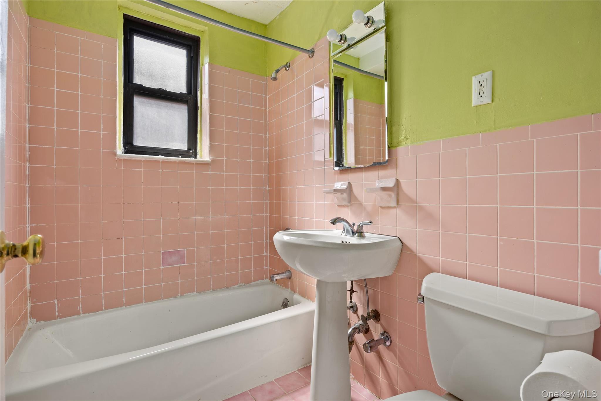 65-15 38th Avenue 5k Property Photo 14