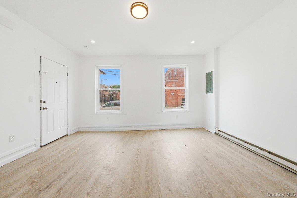 157 Chambers Street Property Photo 6