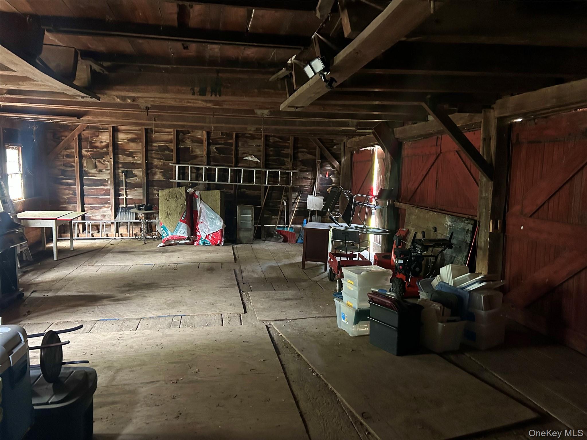 73 North Creek Road Property Photo 12