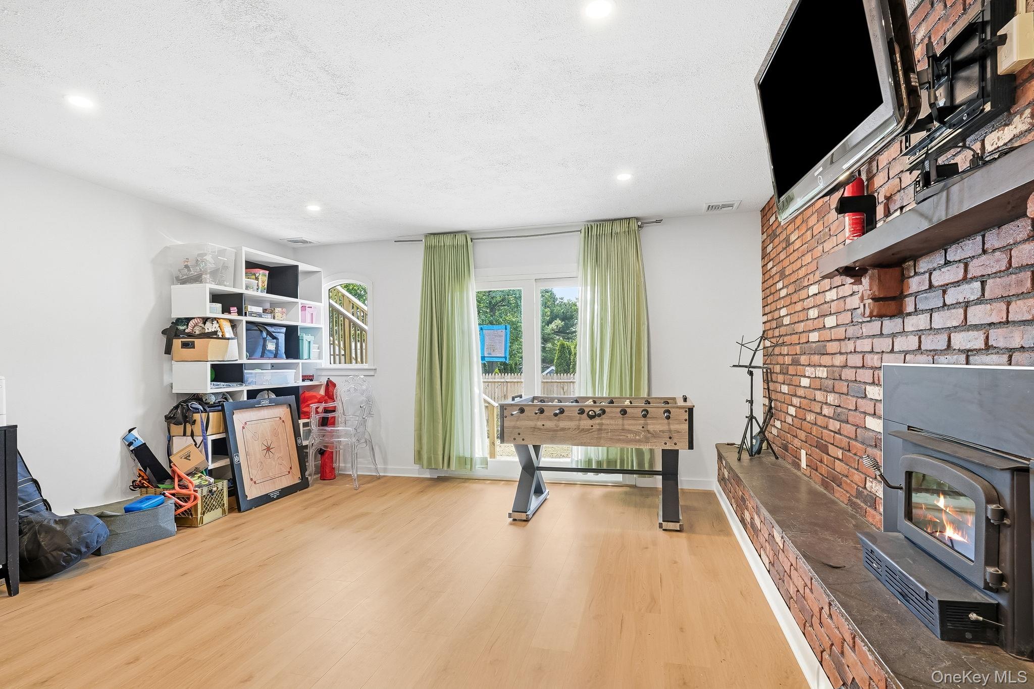 56 Wainwright Street Property Photo 11