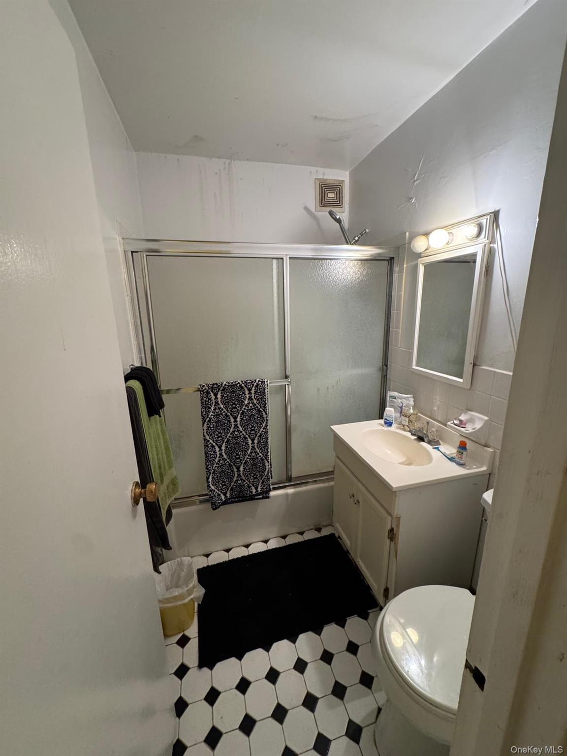 50 Barker Street 332 Property Photo 13