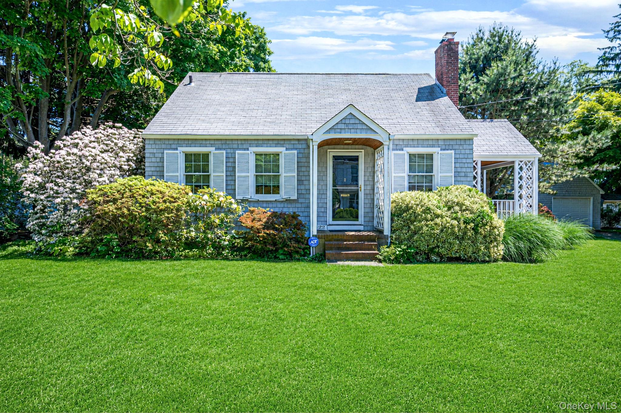 22 Lawrence Street Property Photo 1