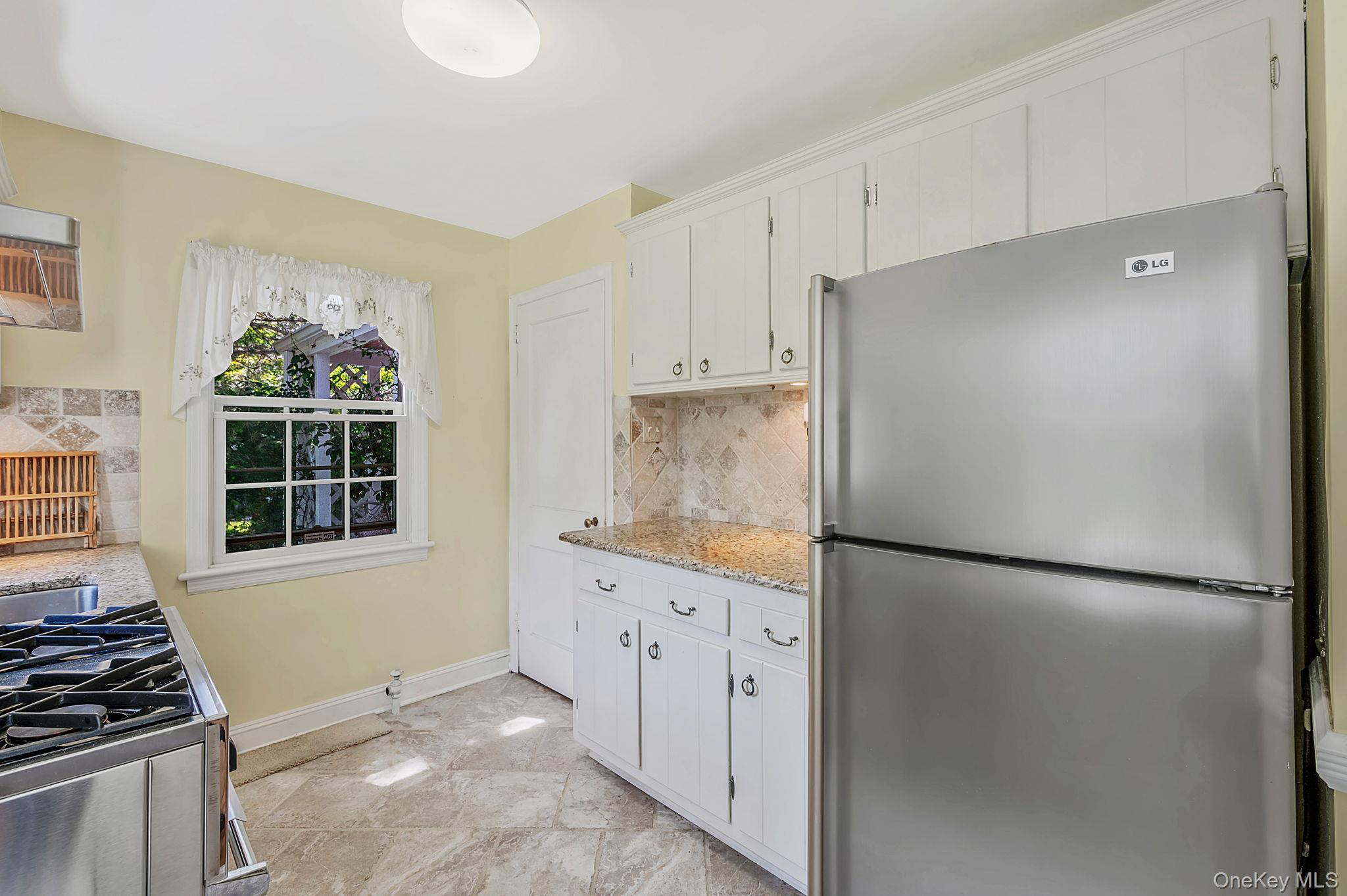22 Lawrence Street Property Photo 9