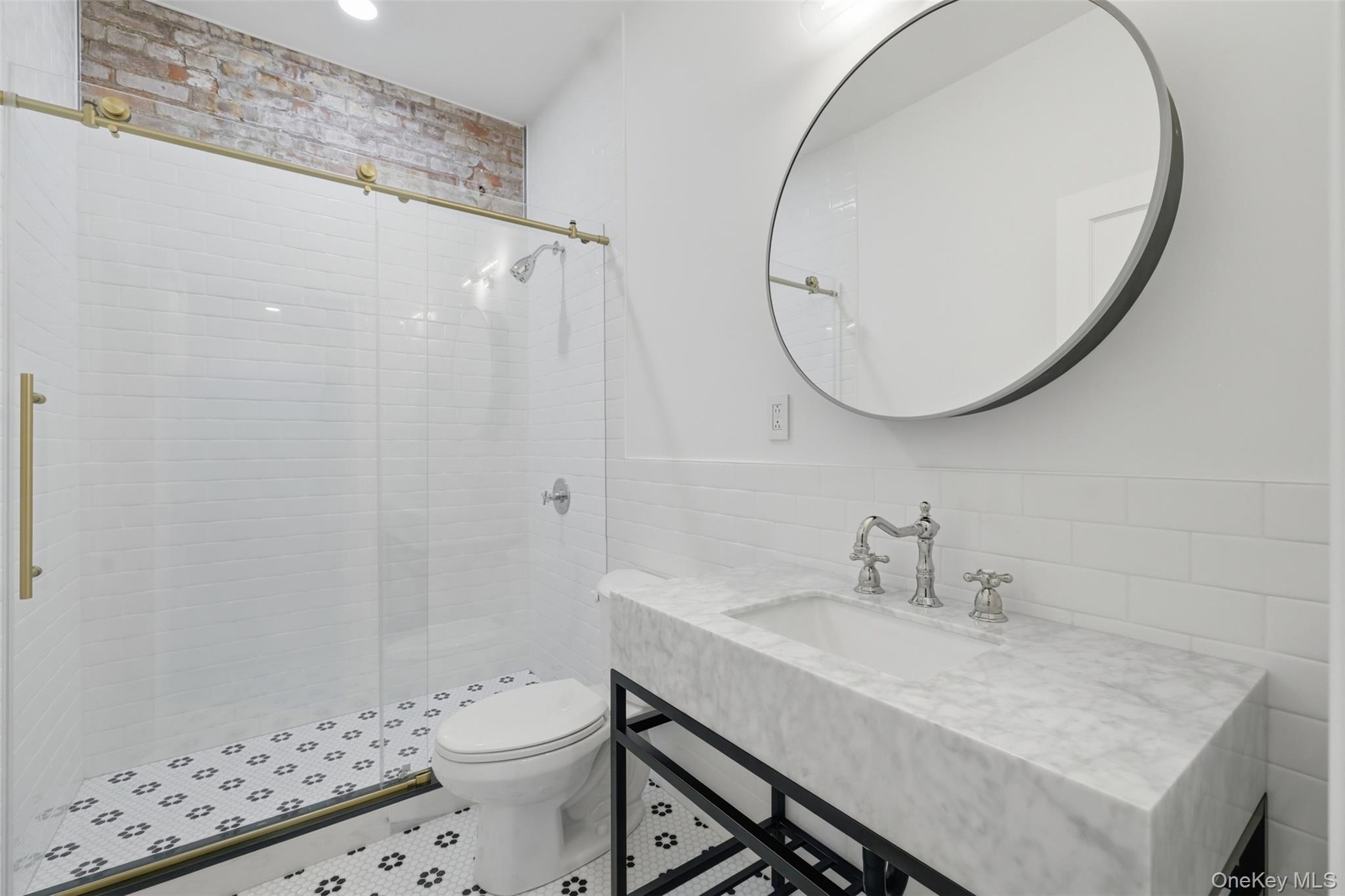 207 Main Street 5 Property Photo 11
