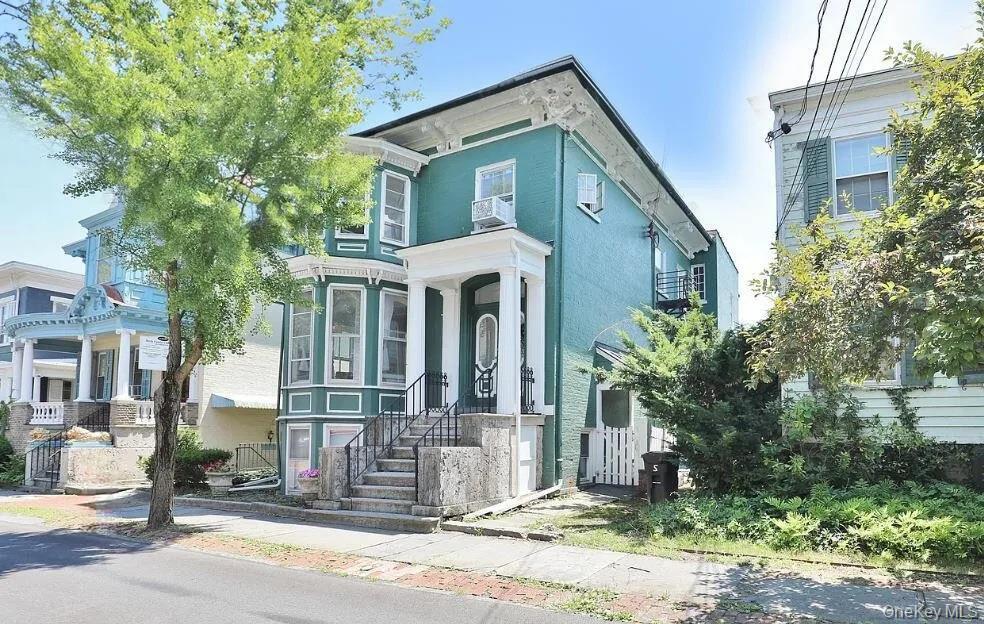16 John Street Property Photo 1