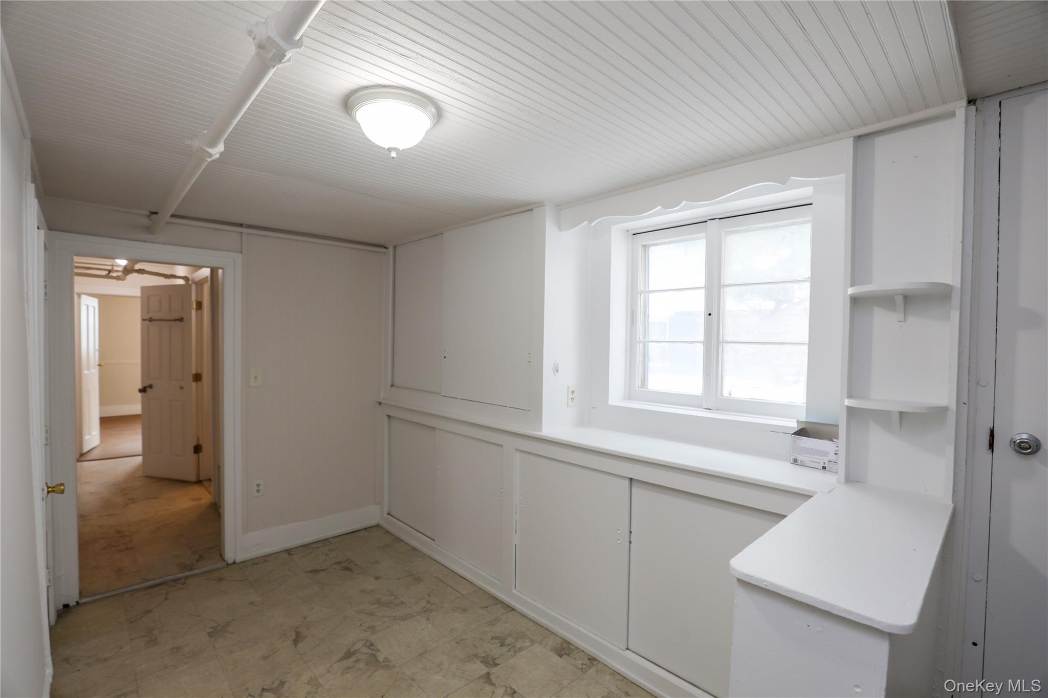 16 John Street Property Photo 5