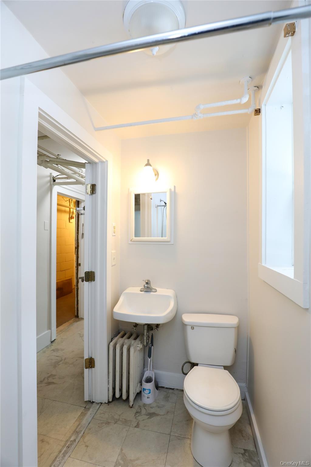 16 John Street Property Photo 7