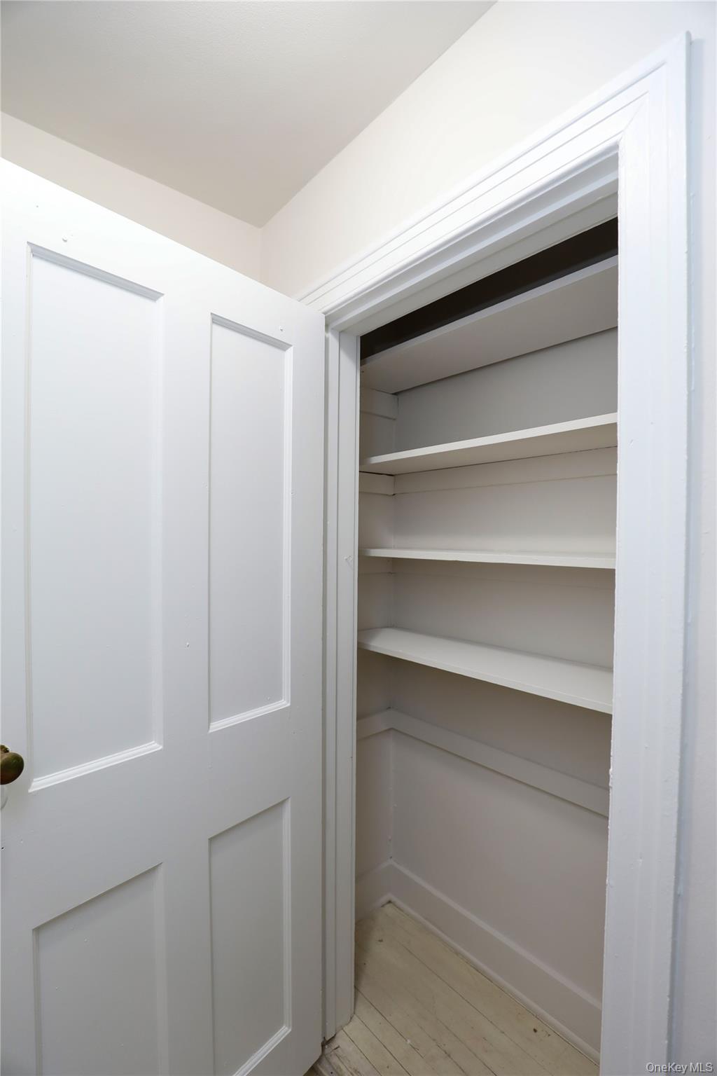 16 John Street Property Photo 8