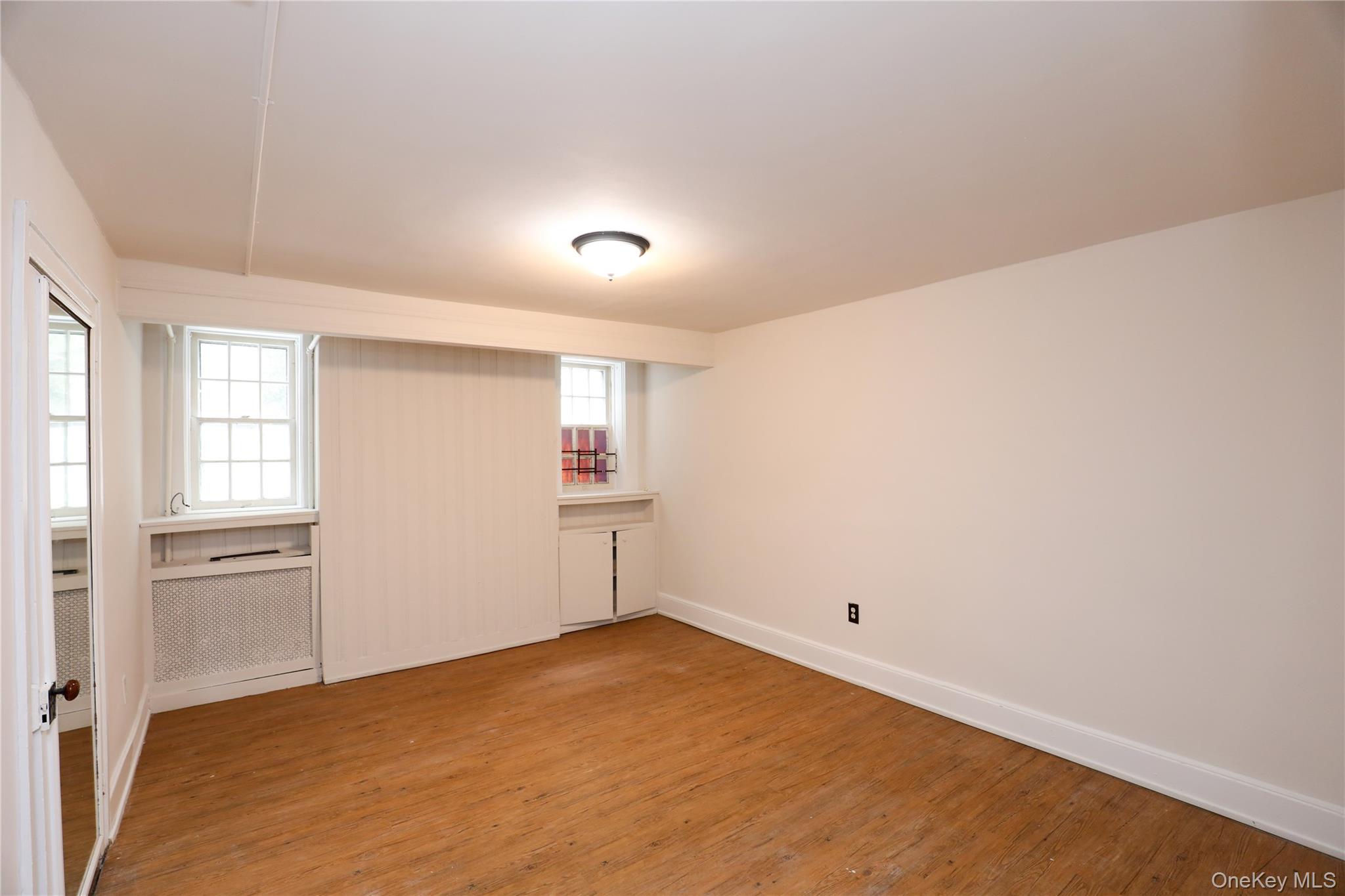 16 John Street Property Photo 14